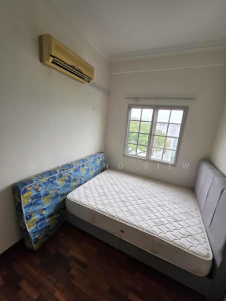 Kondominium untuk Disewa di Bukit Robson Condominium - Raymond Siew - Bedroom - PropertyGuru.com.my