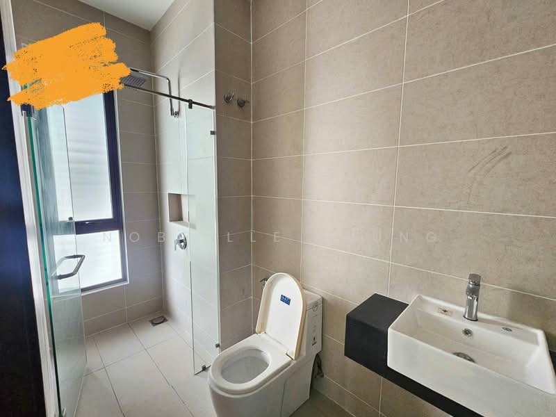 Semi-Detached House for Sale in Putra Heights (Subang Jaya) - Nobeille Chung - Bathroom - PropertyGuru.com.my