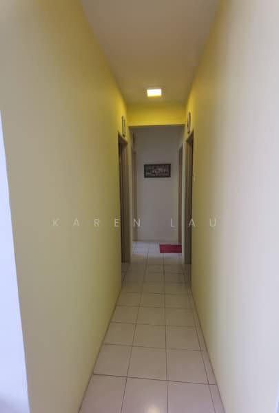 Service Residence for Sale at Suria Kinrara - Karen Lau - Corridor - PropertyGuru.com.my