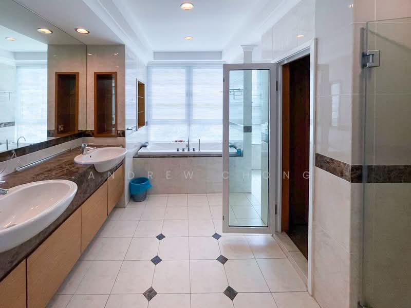 Kondominium untuk Dijual di The Cove Condominium - Andrew Chong - Bathroom - PropertyGuru.com.my