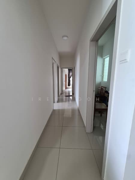 Kondominium untuk Disewa di Gardens Ville - Irene Goh - Corridor - PropertyGuru.com.my