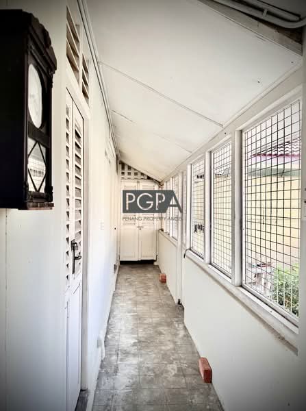 Rumah Banglo untuk Dijual di Pulau Tikus (Penang) - Pei Hong - Corridor - PropertyGuru.com.my