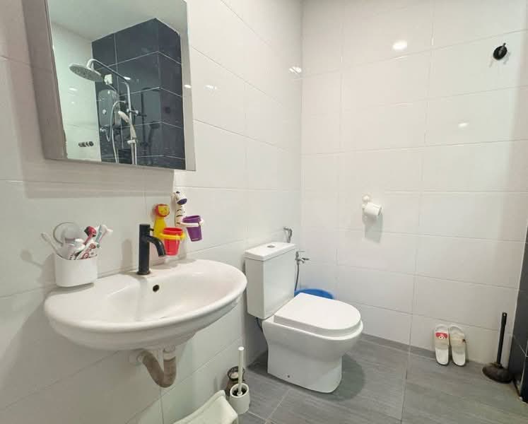 Rumah Berkembar untuk Dijual di Aman Perdana (Kapar) - M.K. Lee - Bathroom - PropertyGuru.com.my