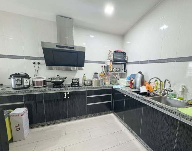 Rumah Berkembar untuk Dijual di Aman Perdana (Kapar) - M.K. Lee - Kitchen - PropertyGuru.com.my