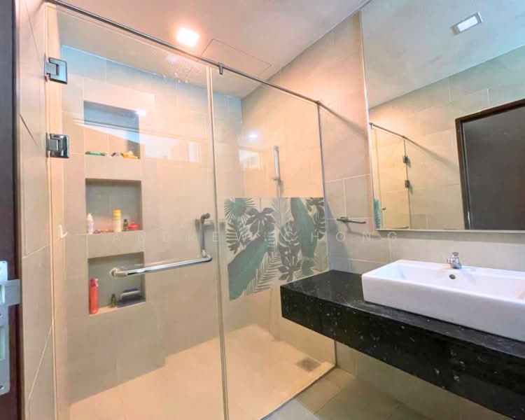 Kondominium untuk Disewa di One Tanjong Condominium - Andrew Chong - Bathroom - PropertyGuru.com.my