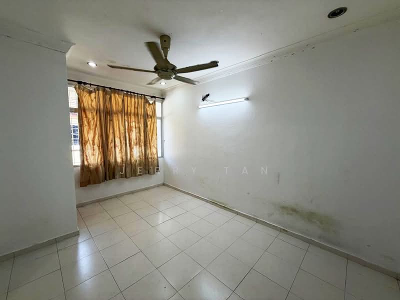 Rumah Teres 2 Tingkat untuk Disewa di Batu Maung (Penang) - Jerry Tan - Interior - PropertyGuru.com.my