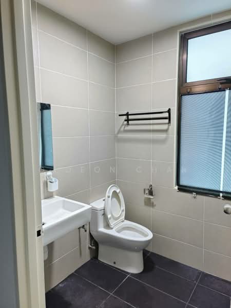 Service Residence for Rent at Wave @ Marina Cove - Gideon Chan - Bathroom - PropertyGuru.com.my
