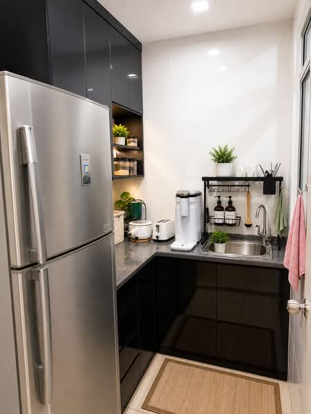 Service Residence for Sale at Pangsapuri Tanah Emas (Golden Sands) - Sq Lim - Kitchen - PropertyGuru.com.my