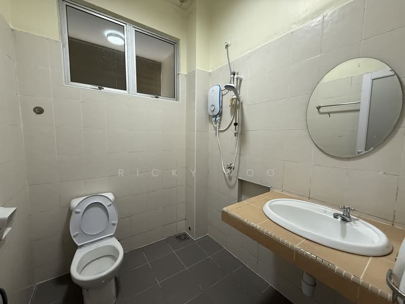 2-storey Terraced House for Sale in Taman Nusa Idaman (Iskandar Puteri (Nusajaya)) - Ricky Woo - Bathroom - PropertyGuru.com.my