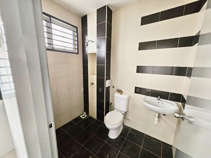 Rumah Teres 1.5 Tingkat untuk Dijual di Taman Seri Austin (Tebrau) - Shirley Haw - PropertyGuru.com.my