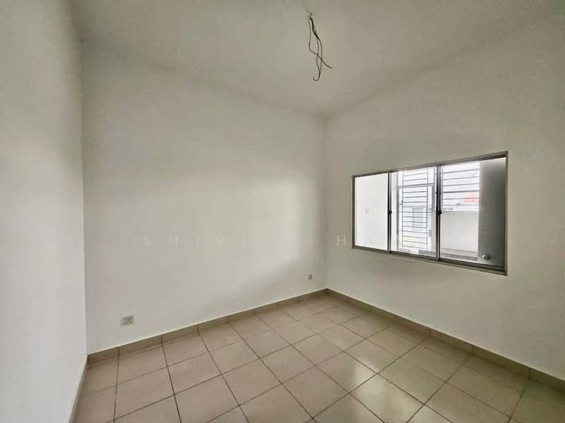 Rumah Teres 1.5 Tingkat untuk Dijual di Taman Seri Austin (Tebrau) - Shirley Haw - PropertyGuru.com.my