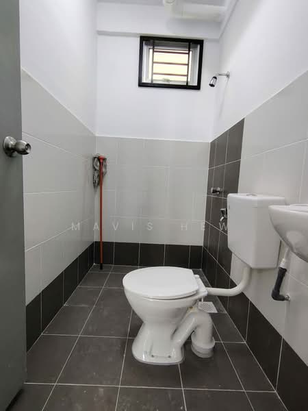 Rumah Flat untuk Disewa di PANGSAPURI CENDERA 1 - Mavis Hew - Bathroom - PropertyGuru.com.my
