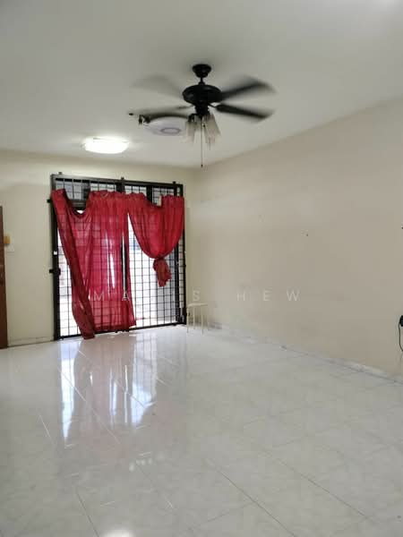 2-storey Terraced House for Rent in Permas Jaya (Johor Bahru) - Mavis Hew - Living Room - PropertyGuru.com.my