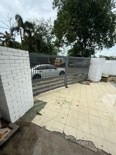 Rumah Teres 1.5 Tingkat untuk Disewa di Taman Megah Ria (Masai) - Mavis Hew - Exterior - PropertyGuru.com.my