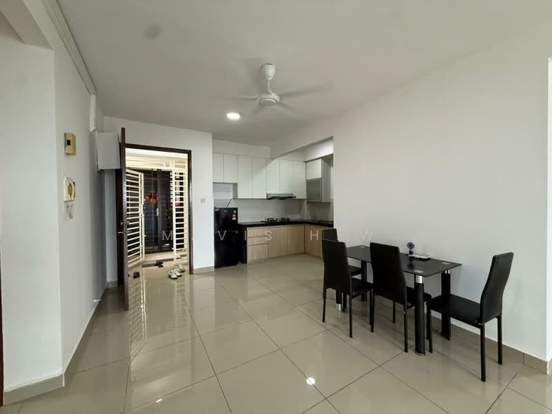 Servis Apartment untuk Disewa di D'Ambience Residences (Pangsapuri Ikatan Flora) - Mavis Hew - Kitchen - PropertyGuru.com.my