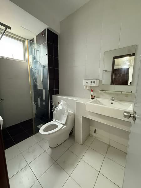 Servis Apartment untuk Disewa di D'Ambience Residences (Pangsapuri Ikatan Flora) - Mavis Hew - Bathroom - PropertyGuru.com.my