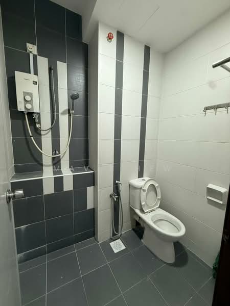 Servis Apartment untuk Disewa di D'Ambience Residences (Pangsapuri Ikatan Flora) - Mavis Hew - Bathroom - PropertyGuru.com.my