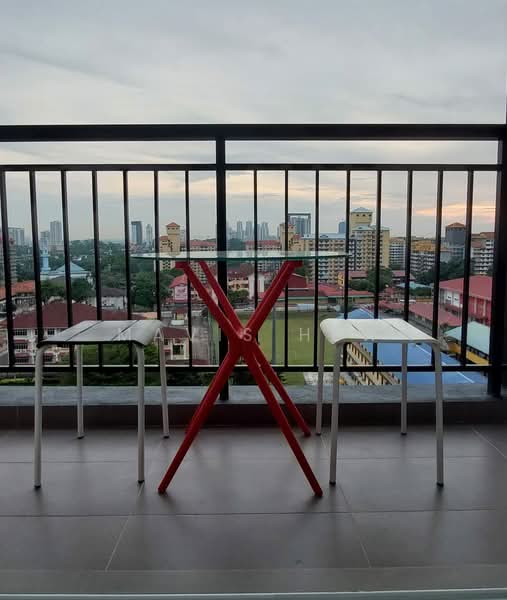Servis Apartment untuk Disewa di TRELLIS RESIDENCES - Mavis Hew - Balcony - PropertyGuru.com.my