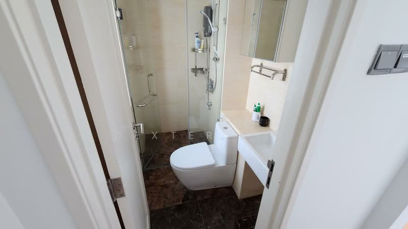 Servis Apartment untuk Disewa di TriTower Residence @ Johor Bahru Sentral - Dexter Lim - Bathroom - PropertyGuru.com.my