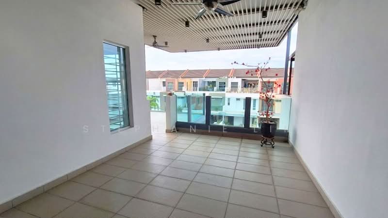 Terraced House for Sale in Bandar Botanic (Klang) - Stephanie Lim - Balcony - PropertyGuru.com.my