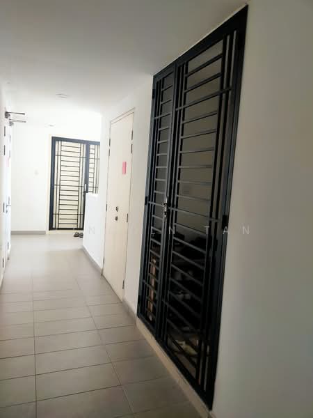 Kondominium untuk Dijual di Duet Residence - Lincoln Tan - Corridor - PropertyGuru.com.my