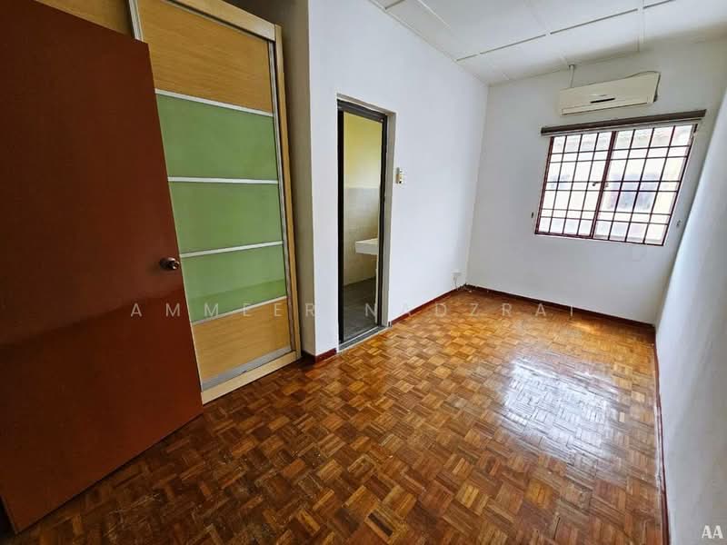 2-storey Terraced House for Sale in Berjaya Park (Shah Alam) - Ammeer Nadzrai - Bedroom - PropertyGuru.com.my