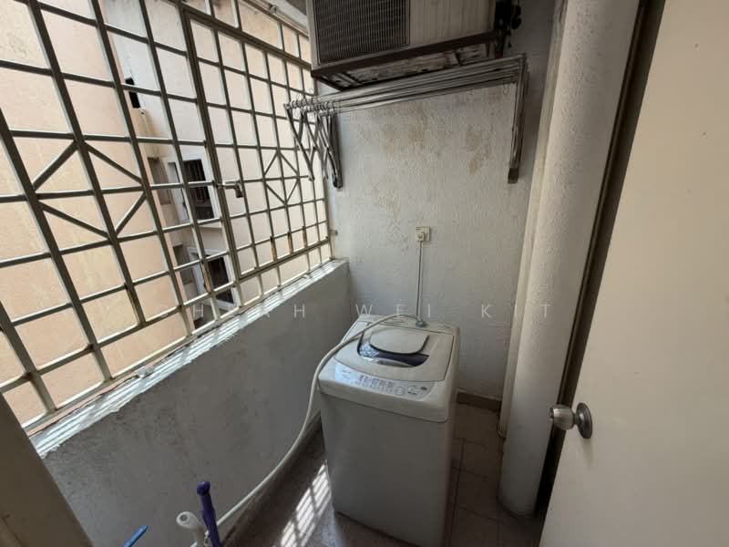 Kondominium untuk Disewa di Palm Spring @ Damansara - Cheah Wei Kit - Balcony - PropertyGuru.com.my