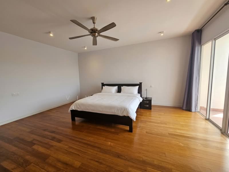 Kondominium untuk Dijual di Kiaramas Sutera - Vivien Lee - Bedroom - PropertyGuru.com.my