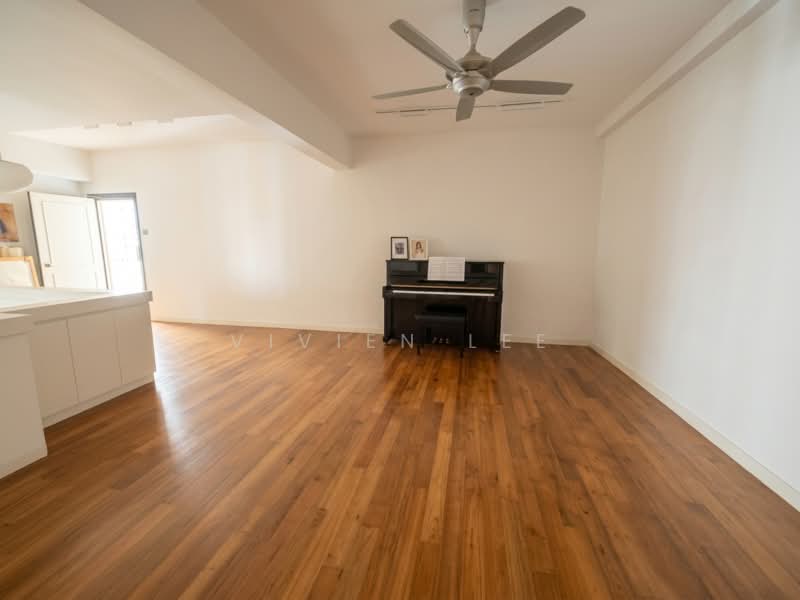 Kondominium untuk Dijual di Kiaramas Sutera - Vivien Lee - Living Room - PropertyGuru.com.my