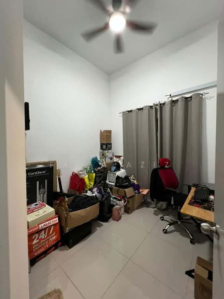 Service Residence for Sale at Serviced Residence @ Razak City Residences (RC Residences) - Faiza Aziz - Study - PropertyGuru.com.my