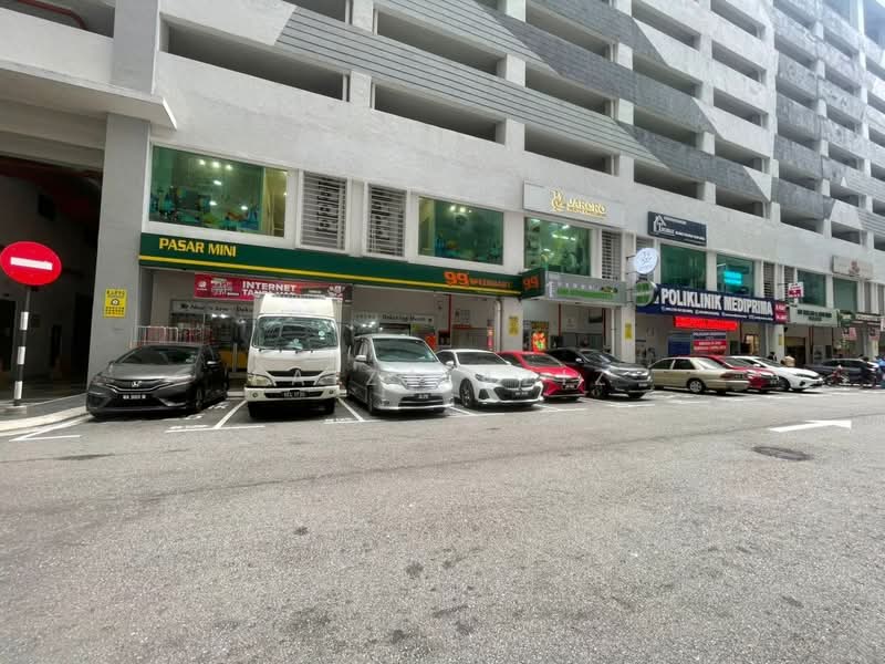 Service Residence for Sale at Serviced Residence @ Razak City Residences (RC Residences) - Faiza Aziz - Exterior - PropertyGuru.com.my