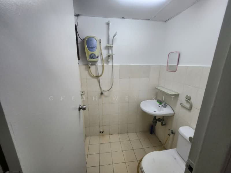 Kondominium untuk Disewa di Palm Spring @ Damansara - Cheah Wei Kit - Bathroom - PropertyGuru.com.my