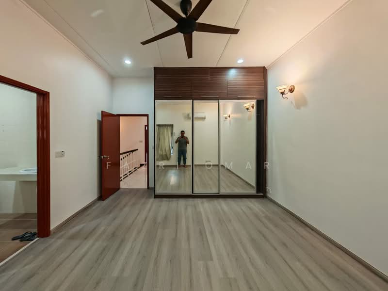Terraced House for Sale in Bukit Jelutong (Shah Alam) - Fazri Omar - PropertyGuru.com.my