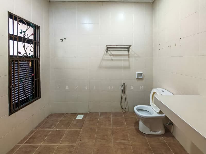 Terraced House for Sale in Bukit Jelutong (Shah Alam) - Fazri Omar - PropertyGuru.com.my