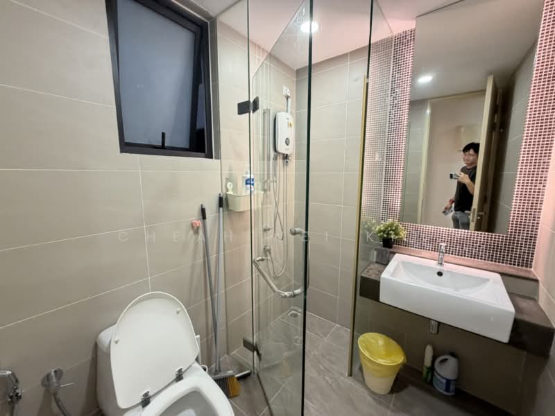 Servis Apartment untuk Disewa di Nova Saujana - Cheah Wei Kit - Bathroom - PropertyGuru.com.my