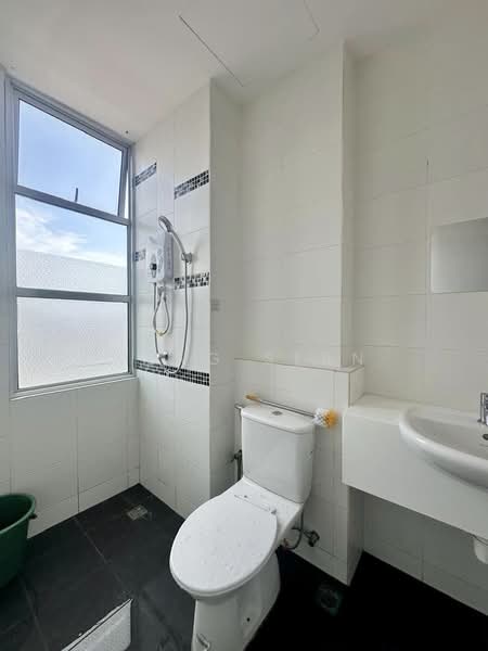 Condominium for Rent at Jambul Height Condominium - Weng Sern - Bathroom - PropertyGuru.com.my