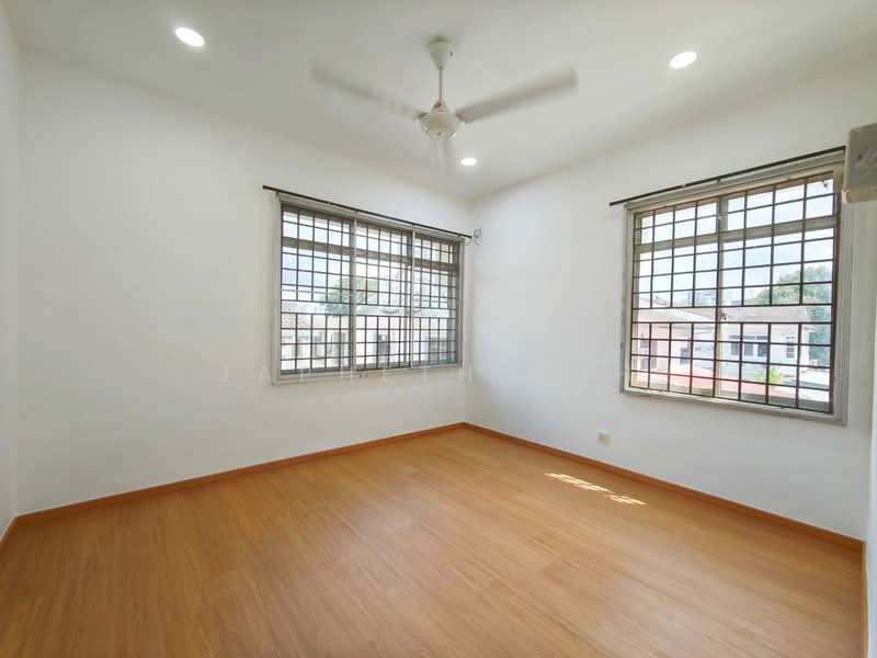 Rumah Berkembar untuk Dijual di Taman Pelangi (Johor Bahru) - Japheth Koh - PropertyGuru.com.my