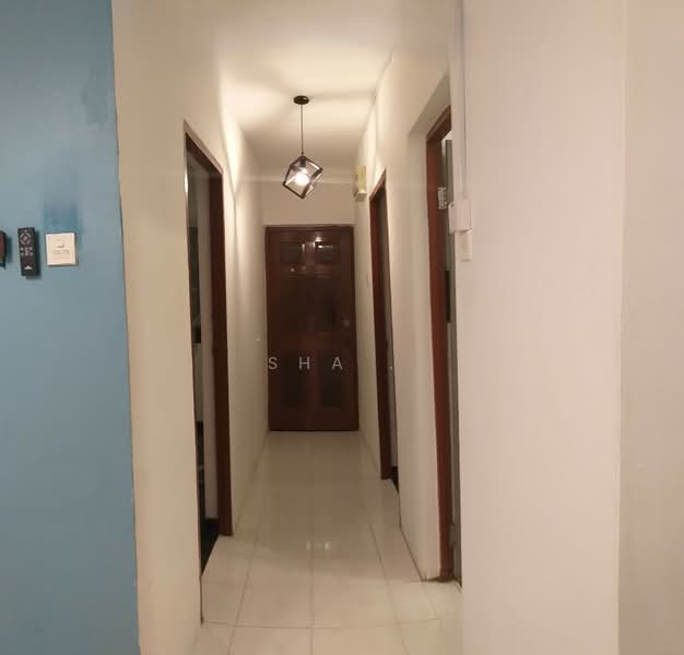 Pangsapuri untuk Disewa di Impian Apartment - Sha . - Corridor - PropertyGuru.com.my