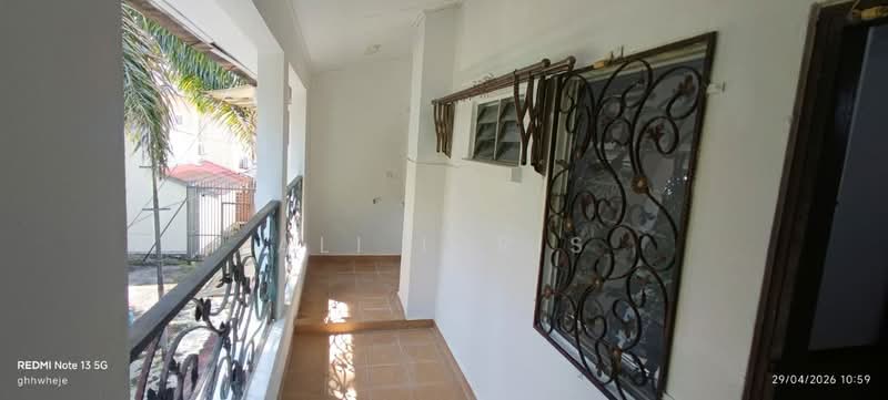 Rumah Teres 2 Tingkat untuk Dijual di Taman Dagang (Ampang) - Ali Idris - Balcony - PropertyGuru.com.my