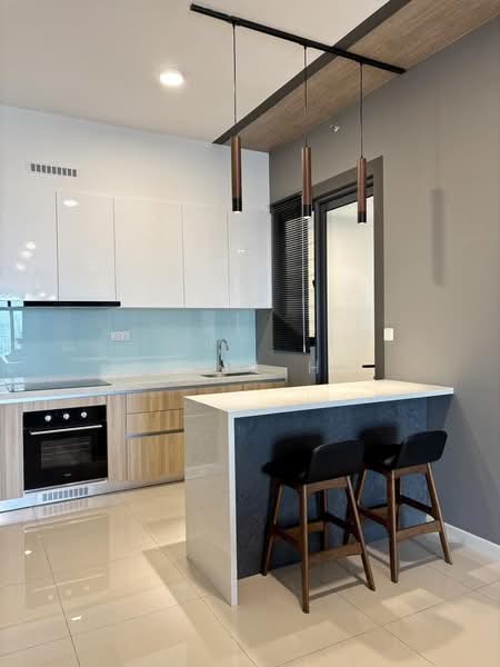 Servis Apartment untuk Disewa di Sunway Belfield - Pearl Ho - Kitchen - PropertyGuru.com.my