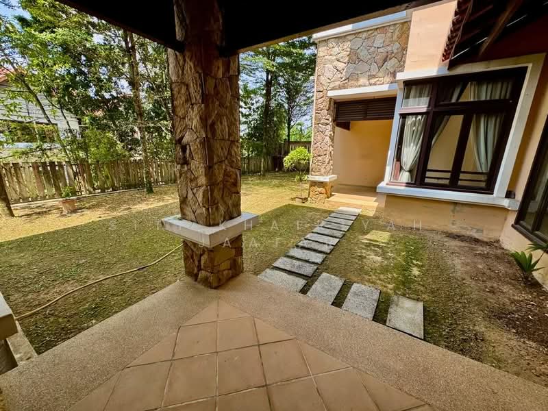 Bungalow for Sale in Shah Alam (Selangor) - SITI KHAIRIYAH JAAFAR - Exterior - PropertyGuru.com.my