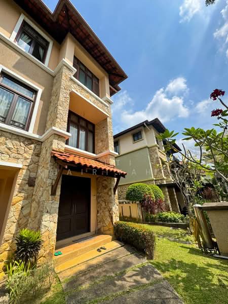 Bungalow for Sale in Shah Alam (Selangor) - SITI KHAIRIYAH JAAFAR - PropertyGuru.com.my