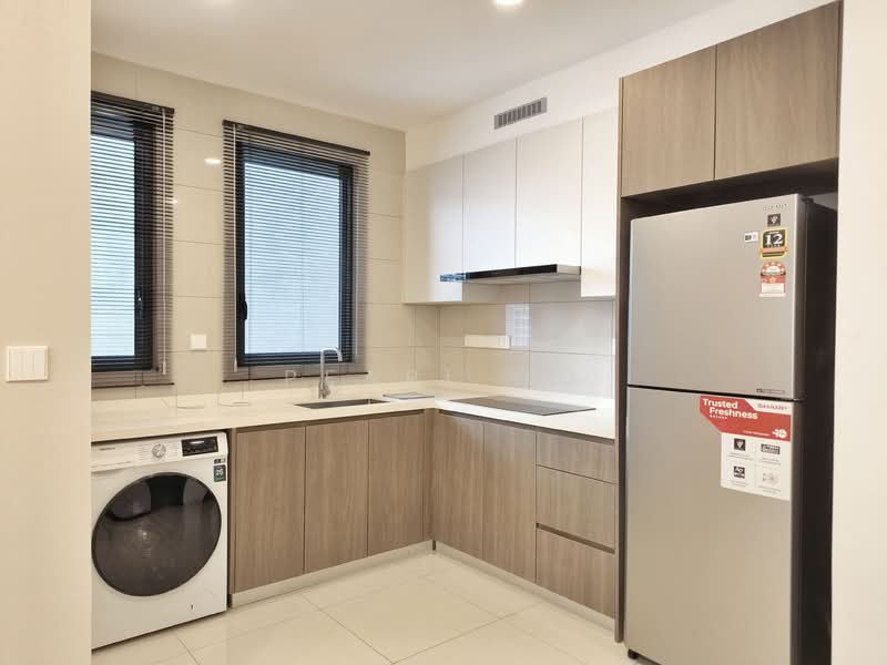 Servis Apartment untuk Disewa di Sunway Velocity TWO - Pearl Ho - Kitchen - PropertyGuru.com.my