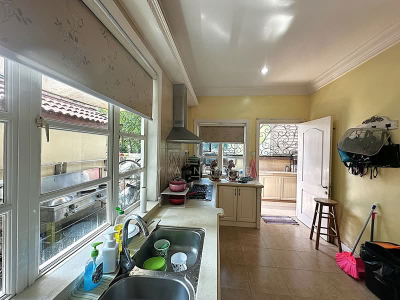 Semi-Detached House for Sale in Petaling Jaya (Selangor) - Bryant Be - Kitchen - PropertyGuru.com.my