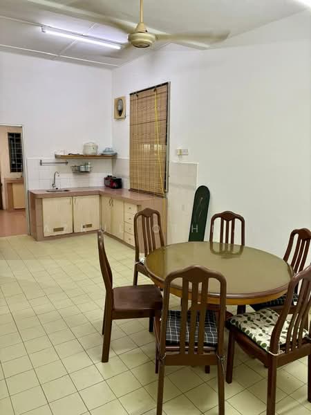 Rumah Teres 1 Tingkat untuk Dijual di Taman Desa Cempaka (Nilai) - Azrul Othman - Kitchen - PropertyGuru.com.my