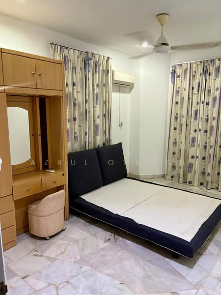 Rumah Teres 1 Tingkat untuk Dijual di Taman Desa Cempaka (Nilai) - Azrul Othman - Bedroom - PropertyGuru.com.my