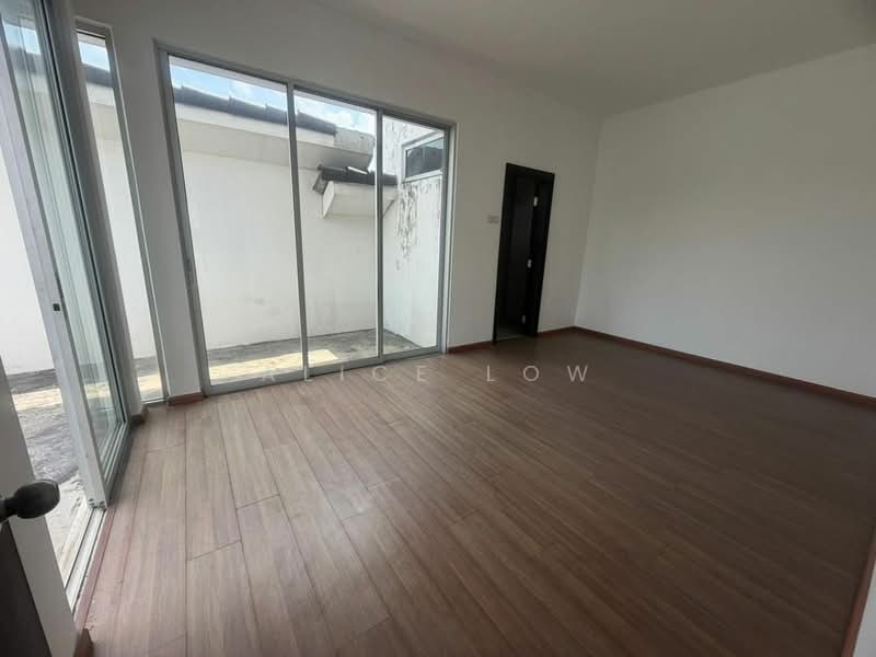 2.5-storey Terraced House for Sale in Bandar Country Homes (Rawang) - Alice Low - Interior - PropertyGuru.com.my
