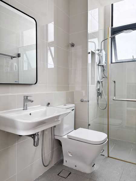 Kondominium untuk Disewa di Waltz Residences - Pearl Ho - Bathroom - PropertyGuru.com.my