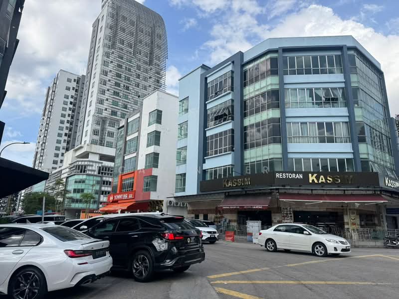 Kedai untuk Disewa di Taman Mount Austin (Tebrau) - Caryn Ter - Exterior - PropertyGuru.com.my