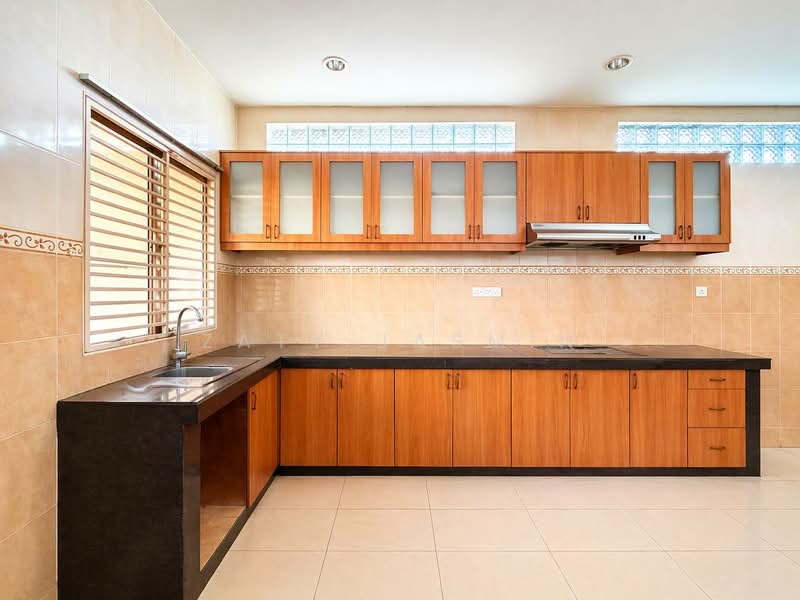 Semi-Detached House for Sale in Seri Aman Heights (Sungai Buloh) - Zaty Jasmin - Kitchen - PropertyGuru.com.my